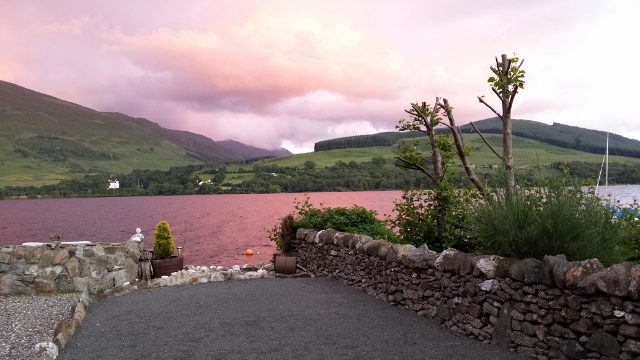 Petanque pink sunset Loch Earn