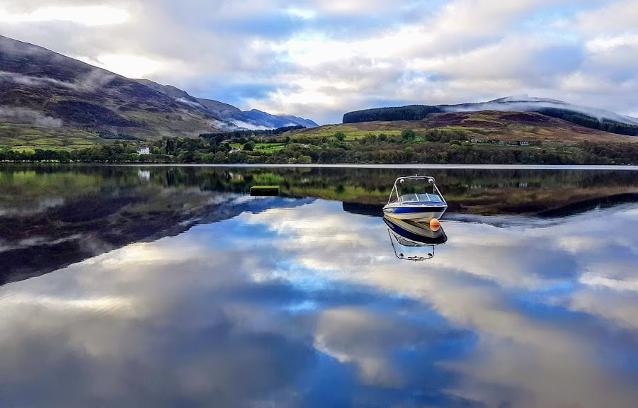 Boat moored, Loch Earn from Briar Cottages